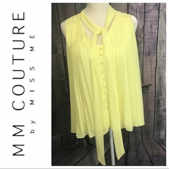 MM Couture Blouse - Picture 4 of 9